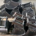 Stalowe łyżki do maszyn budowlanych